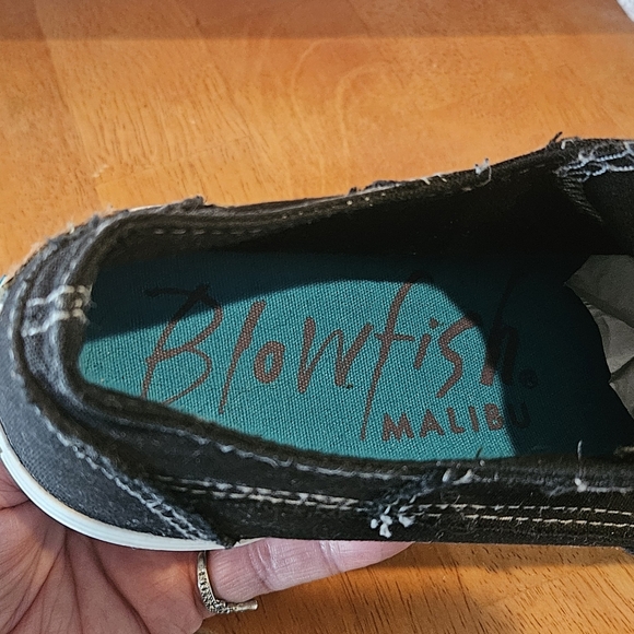 NWOT'S- VERBENAS - "Carmen" Slip-on Red Leather Espadrilles - Size 10 - Picture 7 of 12